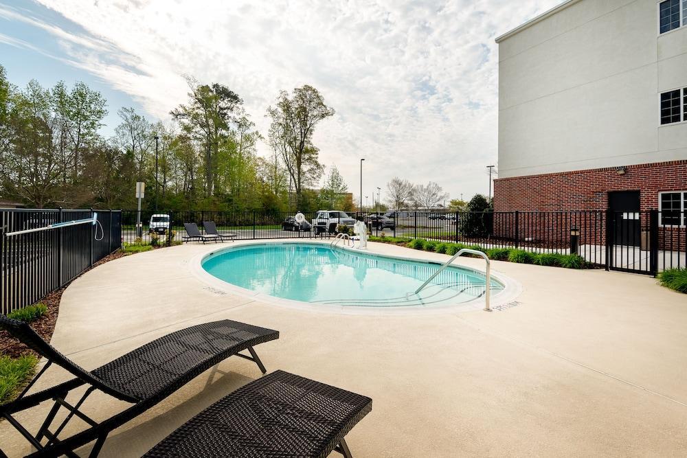 Candlewood Suites Rocky Mount By Ihg Eksteriør bilde